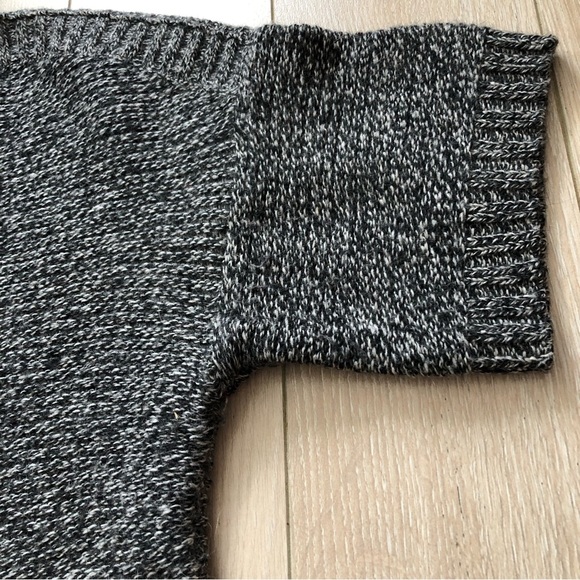 Uniqlo Wool Blend Marled Drop Shoulder Short Sleeve Sweater in Black & White S - Picture 5 of 10